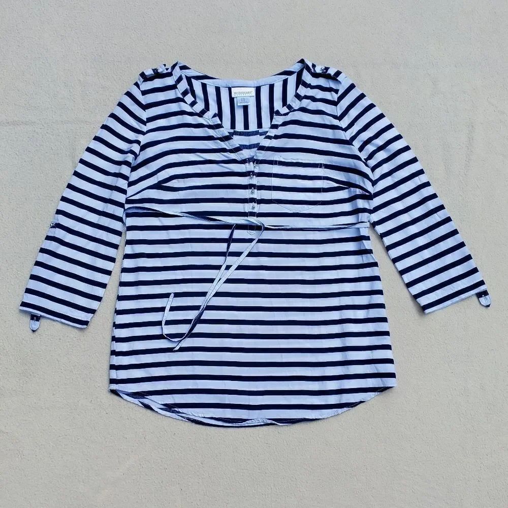Motherhood Maternity 3/4 sleeve striped blouse